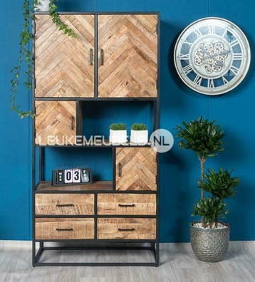 Boekenkast Mango-Excellent visgraat., Huis en Inrichting, Kasten | Boekenkasten, Nieuw, Overige houtsoorten, Industriëel, 25 tot 50 cm