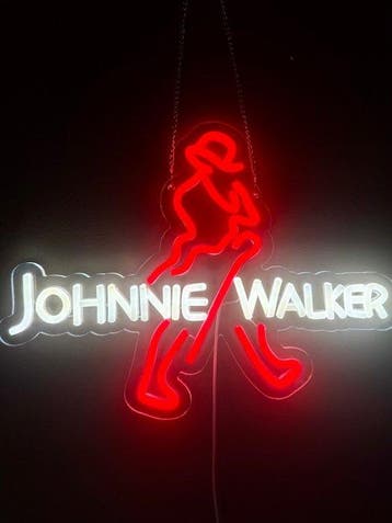 No reserve-Johnny Walker Neon Led met ophang ketting,kabel
