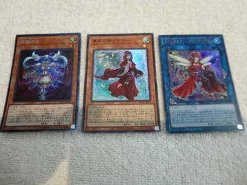Konami - 3 Card - Yu-Gi-Oh! - Time Maiden Parallel; Lo, the, Hobby en Vrije tijd, Nieuw
