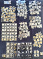 Italia & San Marino. Lotto 199 monete in Lire FDC/Sigillate