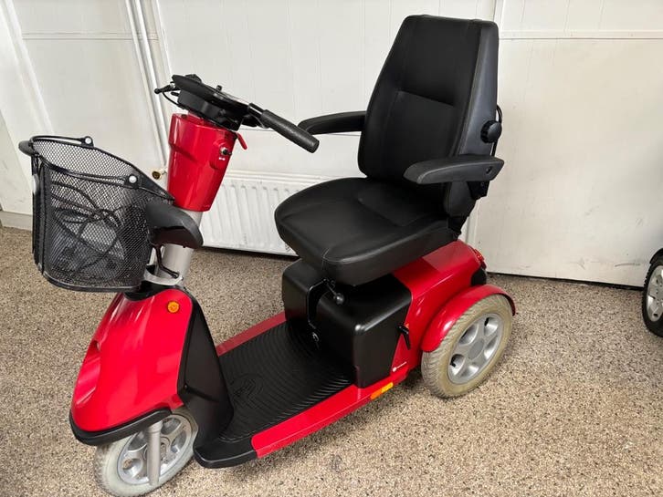 Sterling Trophy 6 met voetgas en handgas Scootmobiel, Diversen, Brommobielen en Scootmobielen