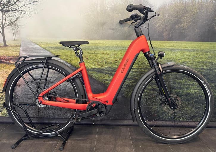 Cube Touring Elektrische fiets met Riem-aandrijving - 800WH, Fietsen en Brommers, Elektrische fietsen, 50 km per accu of meer