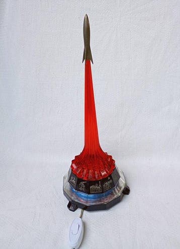 Yuzhmash USSR Nachtlamp Ruimtevaarttijdperk tot het 26e, Antiek en Kunst