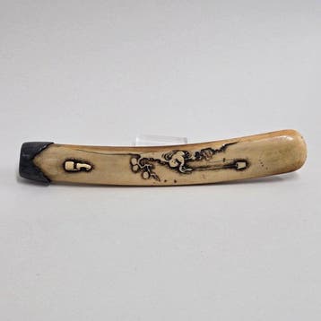 Sigarendoos - Uitgehouwen hertenhoorn Kiseruzutsu / Sagemono
