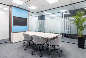 Kantoorruimte in Regus Lage Mosten A15, Verzenden
