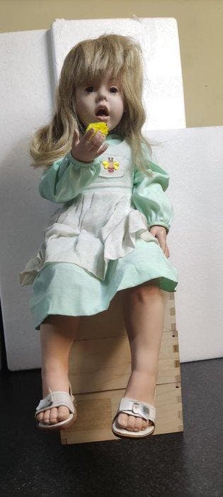 Handmade By Belgian Doll Maker - Pop - Singing Doll -, Antiek en Kunst, Antiek | Speelgoed