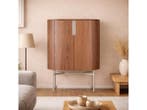 Veiling - Wandkast Walnoot - 130cm - Notenhout bruin - Creme, Huis en Inrichting, Kasten | Wandmeubels, Nieuw