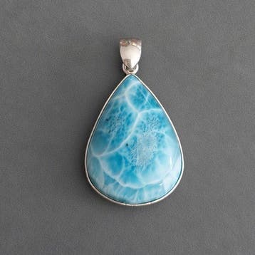 Uitzonderlijke Larimar. Motieven schildpadschubben.