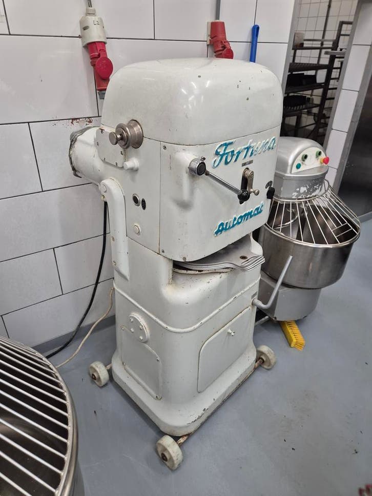 Fortuna verdeel opboller verkoop bakkerij veiling, Zakelijke goederen, Horeca | Keukenapparatuur, Gebruikt, Bakkerij en Slagerij