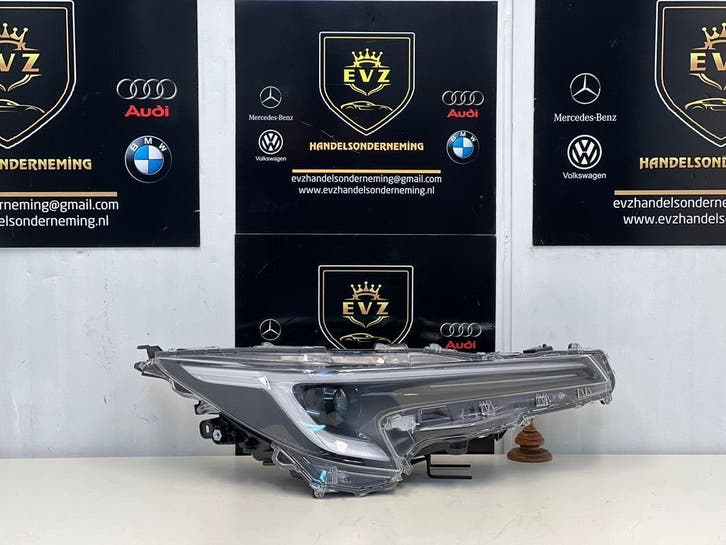 Toyota Corolla koplamp rechts led bj.2023 art.81110-02N70, Auto-onderdelen, Verlichting, Gebruikt, Toyota