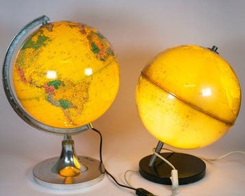 Terrestrial table globe - Nova Rico plus één - 1970-1980