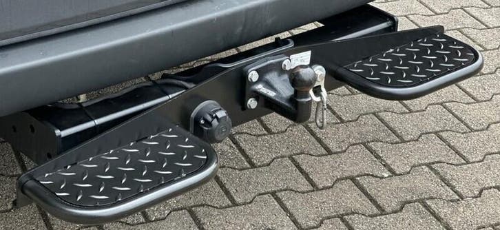 Achteropstap / opstaptrede zwart voor aan de trekhaak, Auto diversen, Auto-accessoires, Ophalen of Verzenden