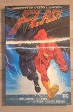 The Flash - The Flash: The Button Deluxe Edition, Red Hood,, Nieuw