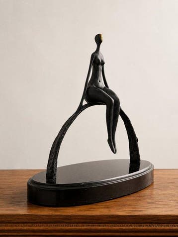 sculptuur, Bronzen sculptuur – Elegante gestileerde vrouw –