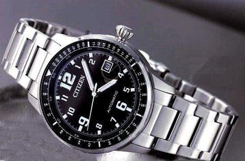 Citizen - Collection Military Atomatique Date - Edition 2025, Sieraden, Tassen en Uiterlijk, Nieuw