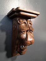 Decoratief ornament - België - Console leeuw uit eiken