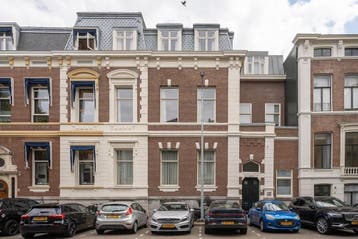 Appartement Burgemeester van Karnebeeklaan in Den Haag, Den Haag, Appartement, Zuid-Holland