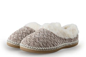 Skechers Pantoffels in maat 38 Bruin, Skechers, Bruin, Verzenden, Zo goed als nieuw