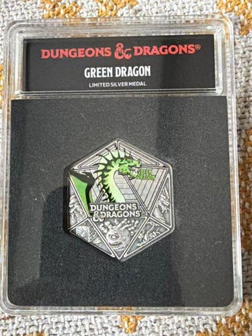 Wereld. Medal Dungeons and Dragons - Green Dragon - Silver