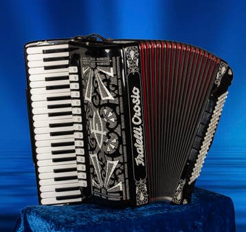 Accordeon 41/120 5 korig met midi en mic. syst., Gebruikt, Met riemen, Toetsaccordeon, 120-bas