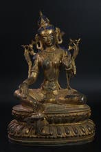This is a bronze seated statue of Green Tara - Brons - China