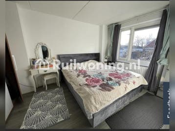 Alkmaar: Ruim huis met 3 kamers