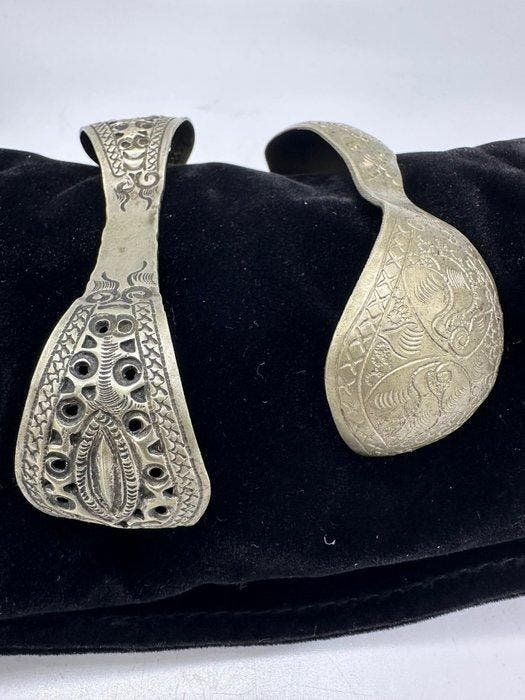 Chinese zilveren haaraccessoires - China (Zonder, Antiek en Kunst, Antiek | Overige Antiek