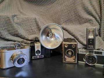 Mamiya, Kodak, Balda, Tahbes 4 camera lot: Frontbox /, Nieuw