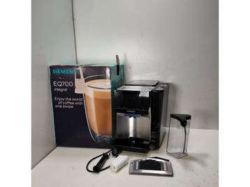 Siemens EQ700 TQ717R03 - Espresso volautomaat - Koffiebonen, Witgoed en Apparatuur, Koffiezetapparaten, Verzenden, Zo goed als nieuw
