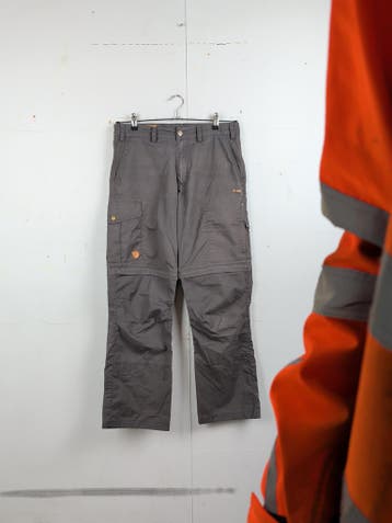 Fjällräven Broek Dames maat W32 Grijs Vintage, Kleding | Dames, Maat 42/44 (L), Ophalen of Verzenden, Zo goed als nieuw, Fjällräven
