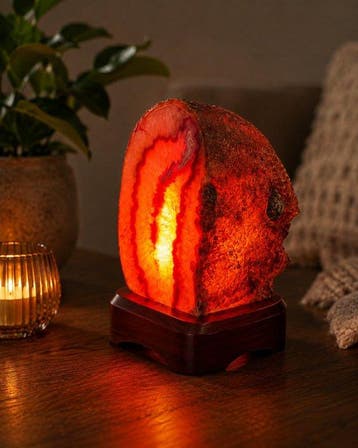Tafellamp - Brazilian Pink Agate Geode - Wooden Base -
