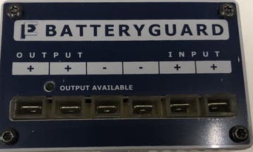 Batteryguard / accubewaker 24 volt met stroombeveiliging, Ophalen of Verzenden, Zo goed als nieuw