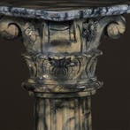 Markante houten zuil groen-wit geaderd op zwarte ondergrond, Antiek en Kunst, Ophalen of Verzenden