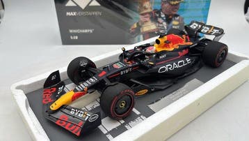 Minichamps 1:18 - Modelauto - Red Bull Racing RB19, Nieuw