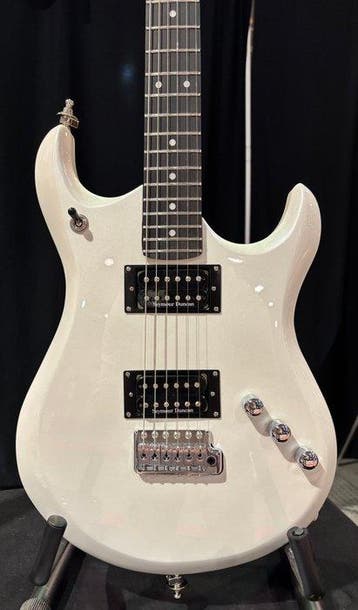 Peter G - - Elektrische gitaar - Italië - 2025, Nieuw
