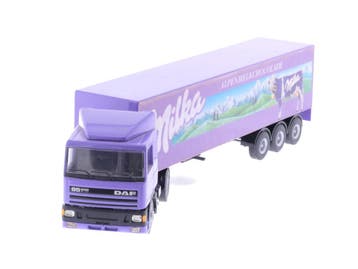 Schaal 1:50 Lion Car No86 Daf 95 vrachtauto Milka #4120, Ophalen of Verzenden, Gebruikt