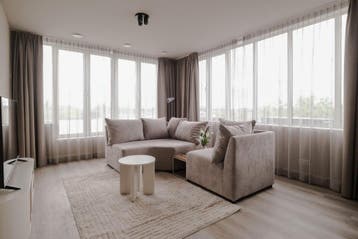 Te huur: Appartement Mathenesserlaan in Rotterdam, Huizen en Kamers, Appartement, Rotterdam, Zuid-Holland