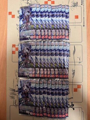 Bandai - 30 Booster pack - Gundam - Freedom Ascension, Nieuw