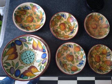 Plateelbakkerij Zuid-Holland - Fruitschaal (7) - Aardewerk -