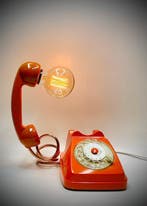 Tafellamp - Plastic, Koper, Metaal - Opera gerealiseerd door