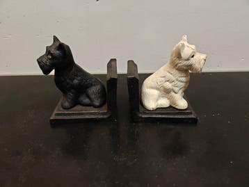 Beeldje - twee terriers boekensteunen (2) - gietijzer