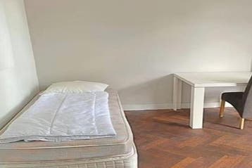 Kamer Oldenzaalsestraat in Hengelo, Huizen en Kamers, Kamers te huur, 20 tot 35 m², Overige regio's