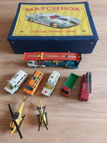 Collectie van diverse merken en schalen - Modelauto (55), Nieuw