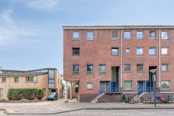 Te huur: Huis Groesbeekdreef in Amsterdam, Noord-Holland, Amsterdam