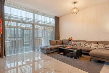 Te huur: Appartement Maashaven O.z. in Rotterdam, Huizen en Kamers, Appartement, Rotterdam, Zuid-Holland