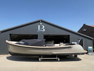 Pieterman 860 + 80pk, Watersport en Boten, Binnenboordmotor, Diesel, Nieuw, Polyester