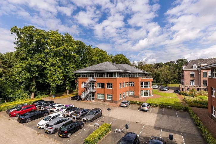 Kantoorruimte te huur Amstelwijckweg 15 Dordrecht, Zakelijke goederen, Bedrijfs Onroerend goed, Kantoorruimte, Huur
