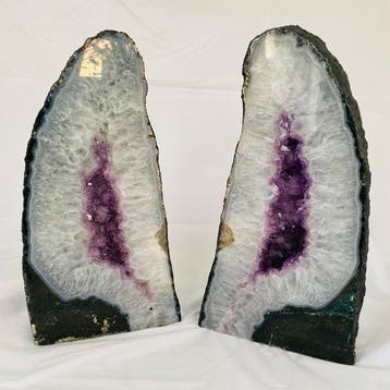 amethist Geode - Hoogte: 31.34 cm - Breedte: 16.17 cm- 17 kg