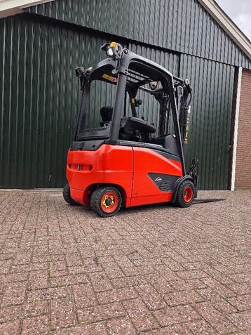 Linde E20 Elektrische Heftruck Triplex Spreider 2044 uur!, Linde, Heftruck, Ophalen of Verzenden, 1000 tot 2000 kg