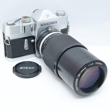 Nikon Nikkorex F + Zoom-Nikkor 80-200mm f/4.5 Ai Analoge, Nieuw